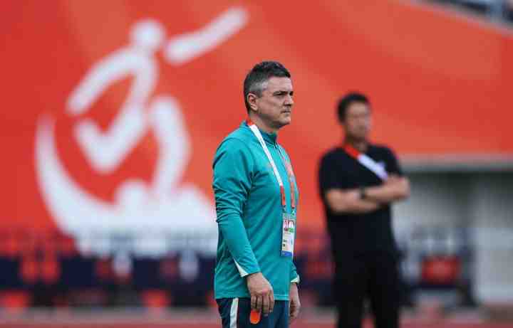 东体：足协应该继续信任安东尼奥，让他带领国奥队冲击更高成就